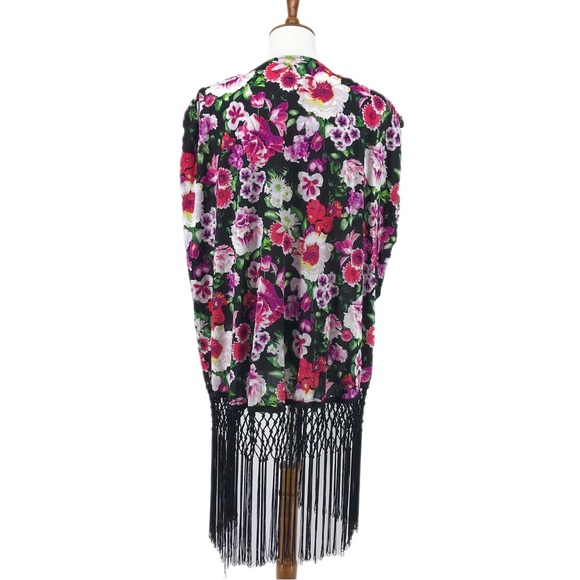 Betsey Johnson Floral Rhapsody Pink Black Fringed Open Front Kimono Wrap M/L - Picture 5 of 11